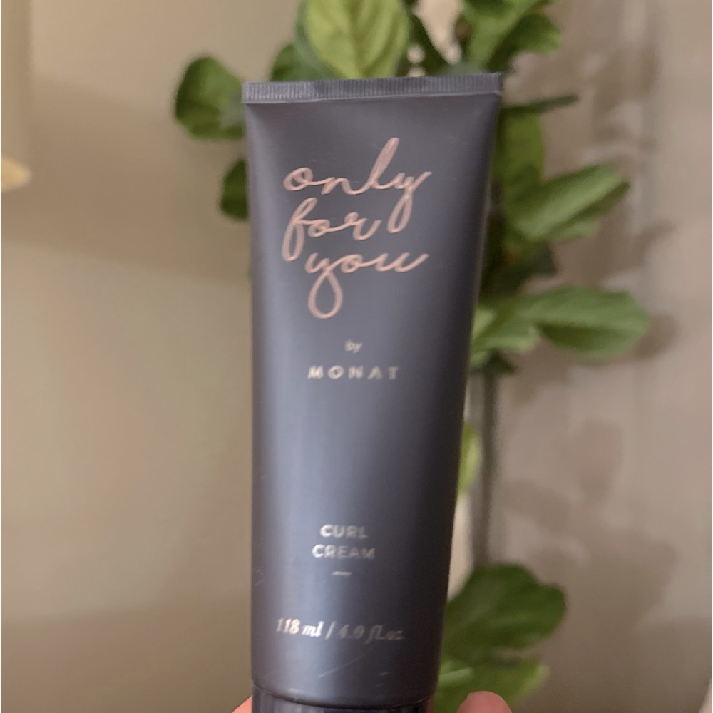 Monat Only for You Curl Cream